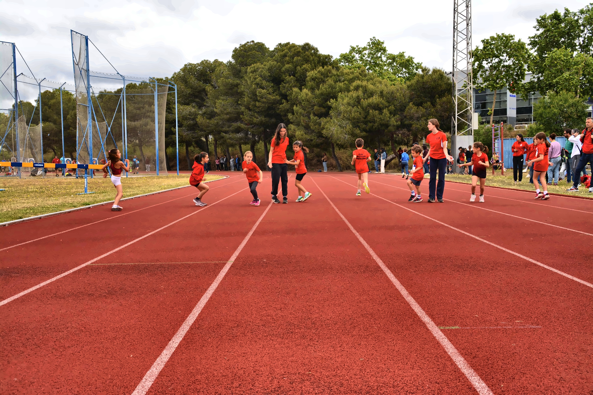 Club Atletisme Badalona - Escola